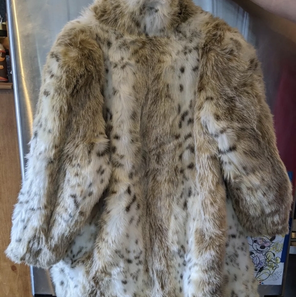 HILLMOOR NEW YORK Sz Large/XL WOMENS FAUX FUR Coat Vintage Jacket Formal Wedding - Picture 4 of 10